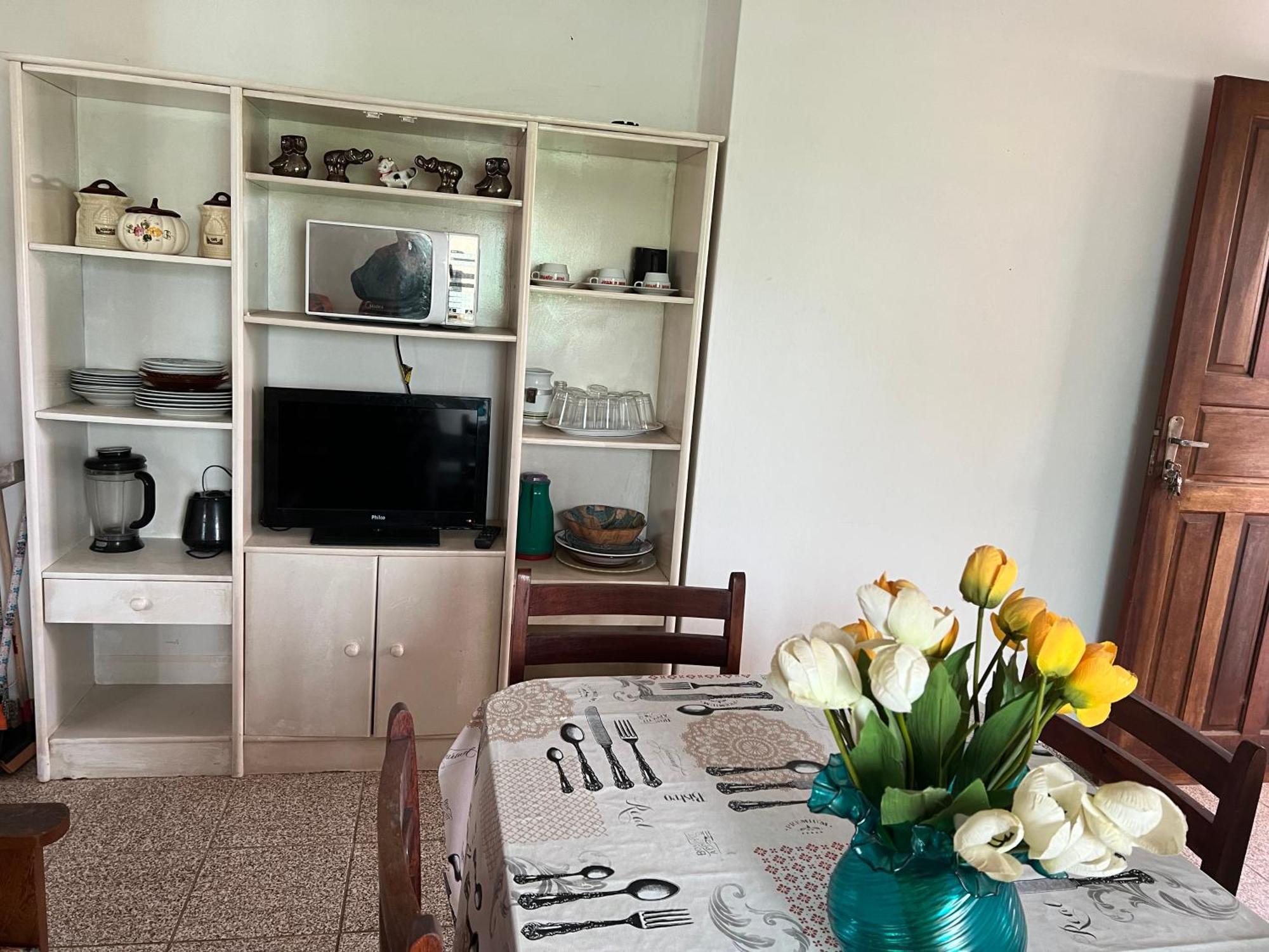 APTOS FAMILIA com AR CONDICIONADO UBATUBA Praia Pereque Acu Exterior foto